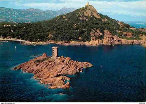 Carte postale le - -,