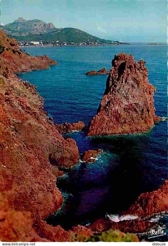 Carte postale le - -, 83
